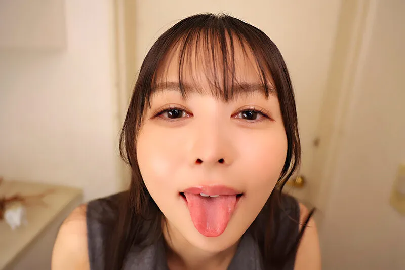 【VR】【顔面偏差値85】キス顔フェラ顔アヘ顔すべてが美しすぎる愛人はいつも顔面でザーメン受け取ってくれる天使【オール顔射VR】ザー面（ヅラ）でしゃぶるお掃除フェラがまた格別で即チ○ポ復活延長8回→顔面縦断する特大ホームラン顔射でfin 幸村泉希（ajvr00328｜アリスJAPAN）のサンプル画像4