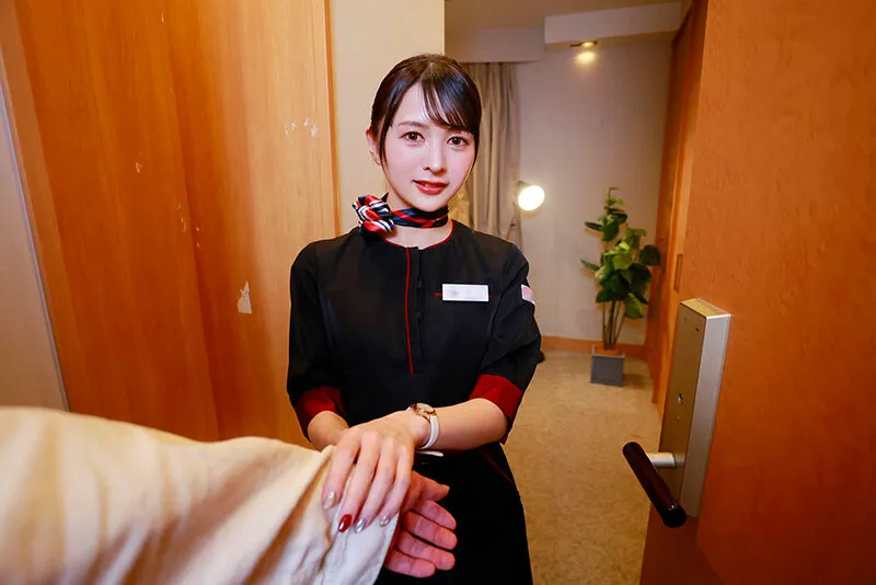 【VR】【8K】肉食CAさんの唾液た～っぷり濃厚ベロチューと極上の乳首こねくり騎乗位！捕まえた男を狂わすWコンボ責めで一晩中何度も射精させる 幸村泉希（dsuvr00005｜ディープス）のサンプル画像3