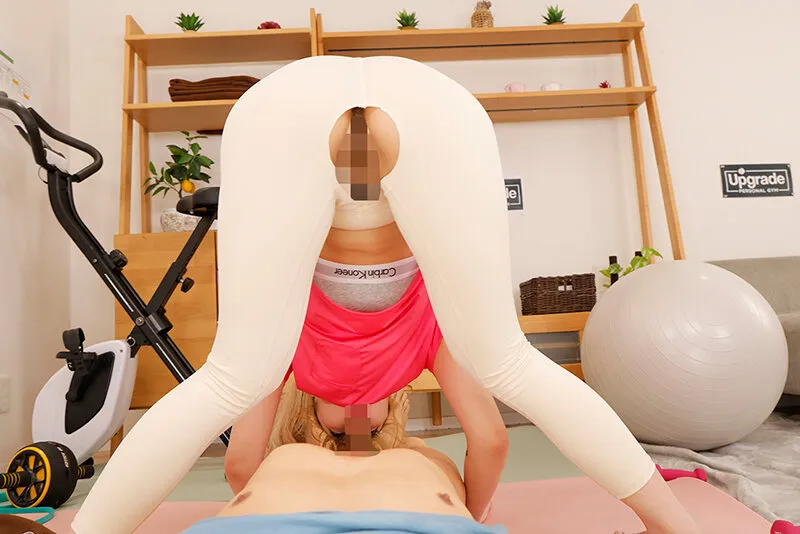 【VR】無洗レギンスをクンカクンカしてたらあっさり確保！騎乗位搾精スクワットで変態ち●ぽを理解らせてくれるギャルパーソナルトレーナー 友保レナ【8K】（pxvr00490｜P-BOX VR）のサンプル画像9
